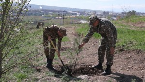 ԶԻՆԾԱՌԱՅՈՂՆԵՐԸ ՄԱՍՆԱԿՑԵԼ ԵՆ ՀԱՄԱՔԱՂԱՔԱՅԻՆ ՇԱԲԱԹՕՐՅԱԿ-ԾԱՌԱՏՈՒՆԿԻՆ