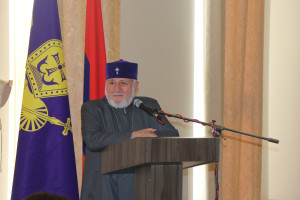 ԱՅՑԵԼՈՒԹՅՈՒՆ ՄԱՅՐ ԱԹՈՌ