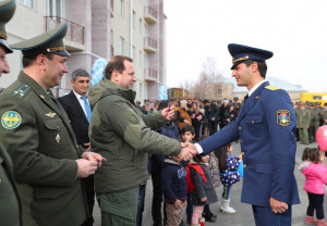 ՀՀ ՊԱՇՏՊԱՆՈՒԹՅԱՆ ՆԱԽԱՐԱՐԸ ԶԻՆԾԱՌԱՅՈՂՆԵՐԻՆ Է ՀԱՆՁՆԵԼ ՆՈՐ ԾԱՌԱՅՈՂԱԿԱՆ ԲՆԱԿԱՐԱՆՆԵՐԻ ԲԱՆԱԼԻՆԵՐԸ