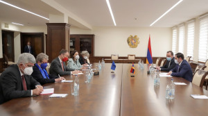 ՍՈՒՐԵՆ ՊԱՊԻԿՅԱՆՆ ԸՆԴՈՒՆԵԼ Է ՏՈՅՎՈ ԿԼԱԱՐԻ ԳԼԽԱՎՈՐԱԾ ՊԱՏՎԻՐԱԿՈՒԹՅԱՆԸ