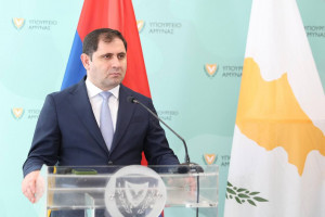 ՔՆՆԱՐԿՎԵԼ ԵՆ ՊԱՇՏՊԱՆՈՒԹՅԱՆ ԲՆԱԳԱՎԱՌՈՒՄ ՀԱՅ-ԿԻՊՐԱԿԱՆ ՀԱՄԱԳՈՐԾԱԿՑՈՒԹՅԱՆՆ ԱՌՆՉՎՈՂ ՄԻ ՇԱՐՔ ՀԱՐՑԵՐ